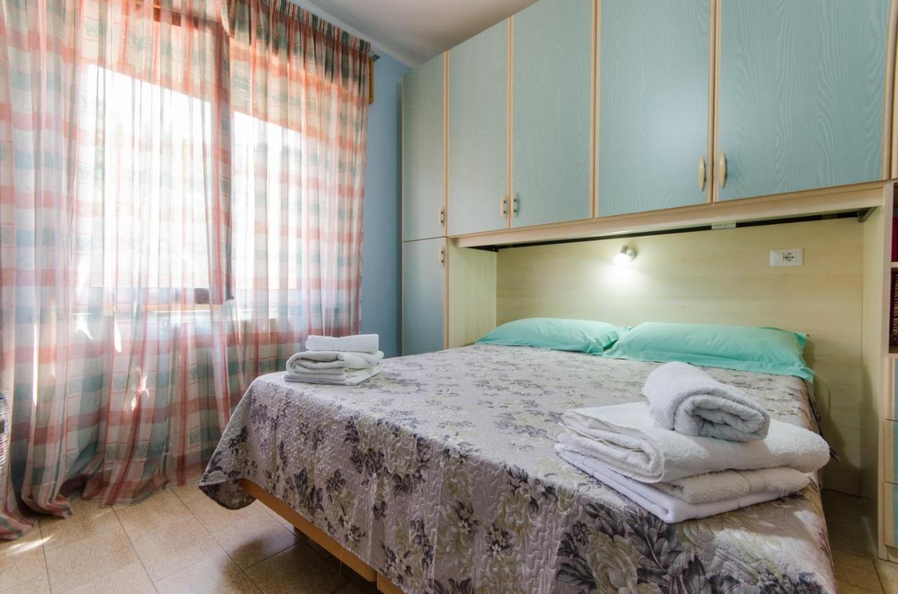 Vacanze A Loceri מראה חיצוני תמונה